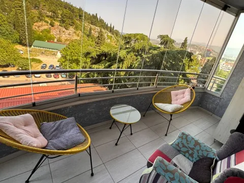 Izdavanje, dvosoban stan, 60m², Pobrežje, Podgorica - image 13