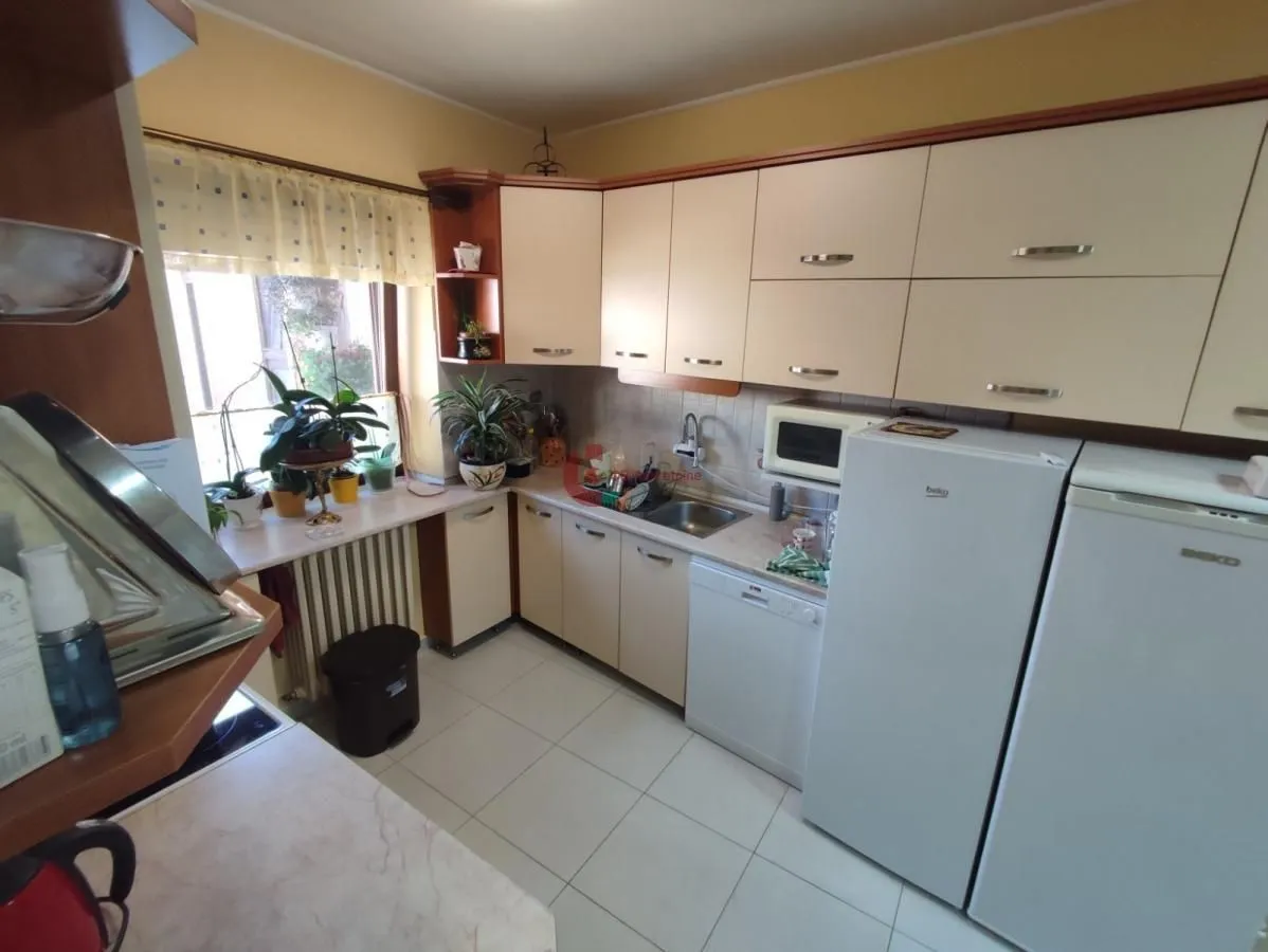 Prodaja, trosoban stan, 94m², Centar, Subotica