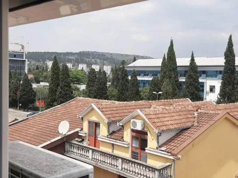 Prodaja, stan, 74m², Podgorica, Crna Gora - image 8