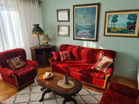 Izdavanje, dvosoban stan, 65m², Stara Varoš, Podgorica - image 9