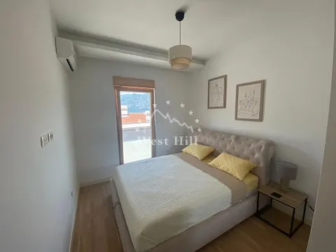 Prodaja, dvosoban stan, 62m², Dobrota, Kotor - image 11