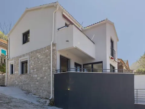 Sale, house, 160m², Škaljari, Kotor - image 33