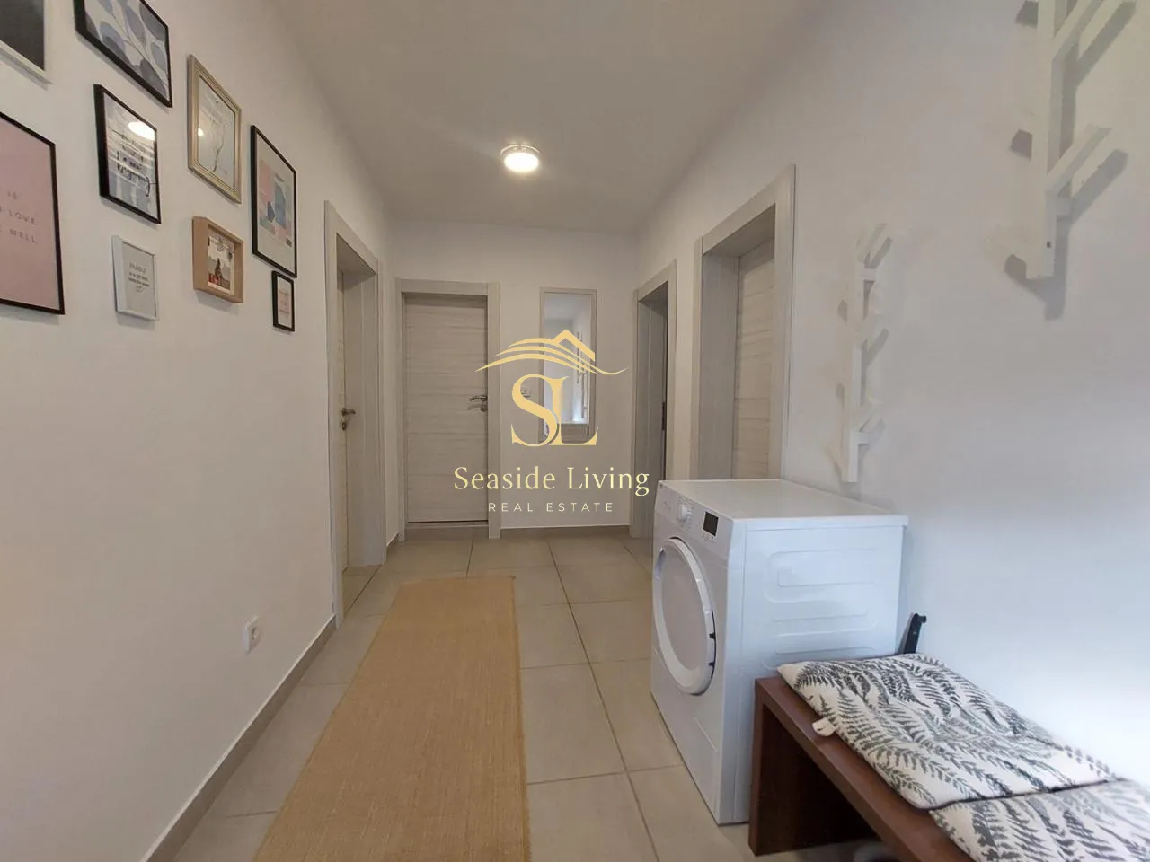 Rent, two bedroom apartment, 70m², Dobrota, Kotor