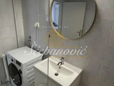 Prodaja, dvosoban stan, 55m², Stari grad, Novi Sad - image 9