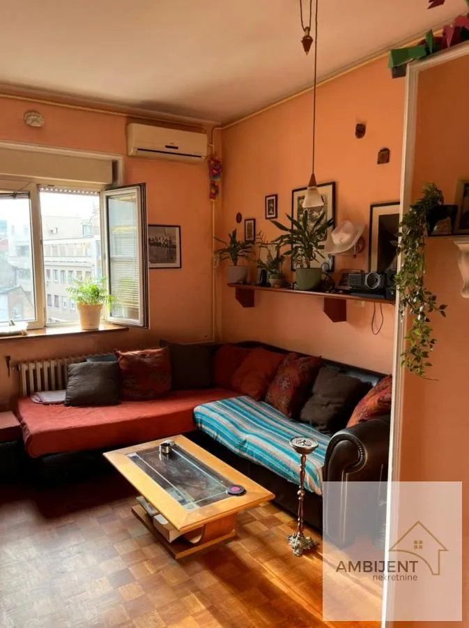 Prodaja, trosoban stan, 57m², Stari Grad, Beograd