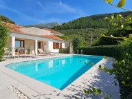 Izdavanje, kuća, 110m², Pržice, Kotor - image 8