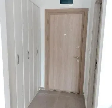 Izdavanje, jednosoban stan, 33m², Centar, Podgorica - image 5