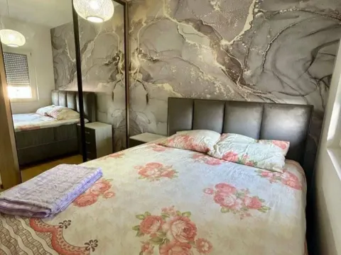 Rent, two bedroom apartment, 70m², Pobrežje, Podgorica - image 6