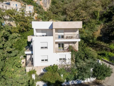 Sale, house, 400m², Perazića do, Budva - image 3