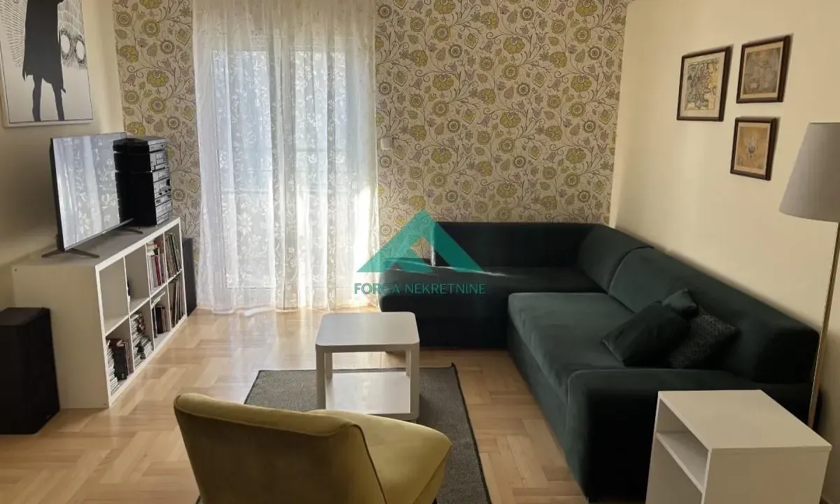 Prodaja, trosoban stan, 79m², Stari Grad, Beograd
