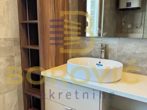 Prodaja, stan, 166m², Voždovac Sve Podlokacije, Beograd - image 8