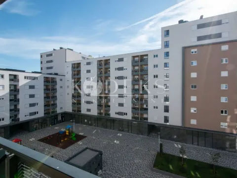 Rent, office space, 46m², Stari Aerodrom, Podgorica - image 8