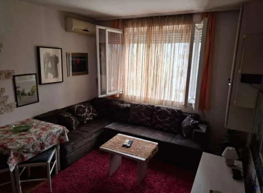 Izdavanje, jednosoban stan, 40m², Preko Morače, Podgorica