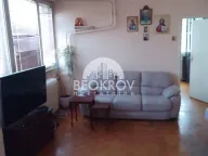 Izdavanje, trosoban stan, 72m², Dušanovac, Voždovac Sve Podlokacije - image 2