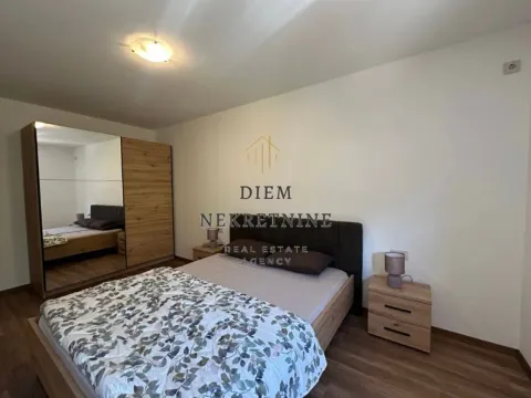 Izdavanje, kuća, 85m², Lastva Grbaljska, Kotor - image 9