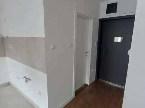 Prodaja, garsonjera, 26m², Novo naselje, Novi Sad - image 3