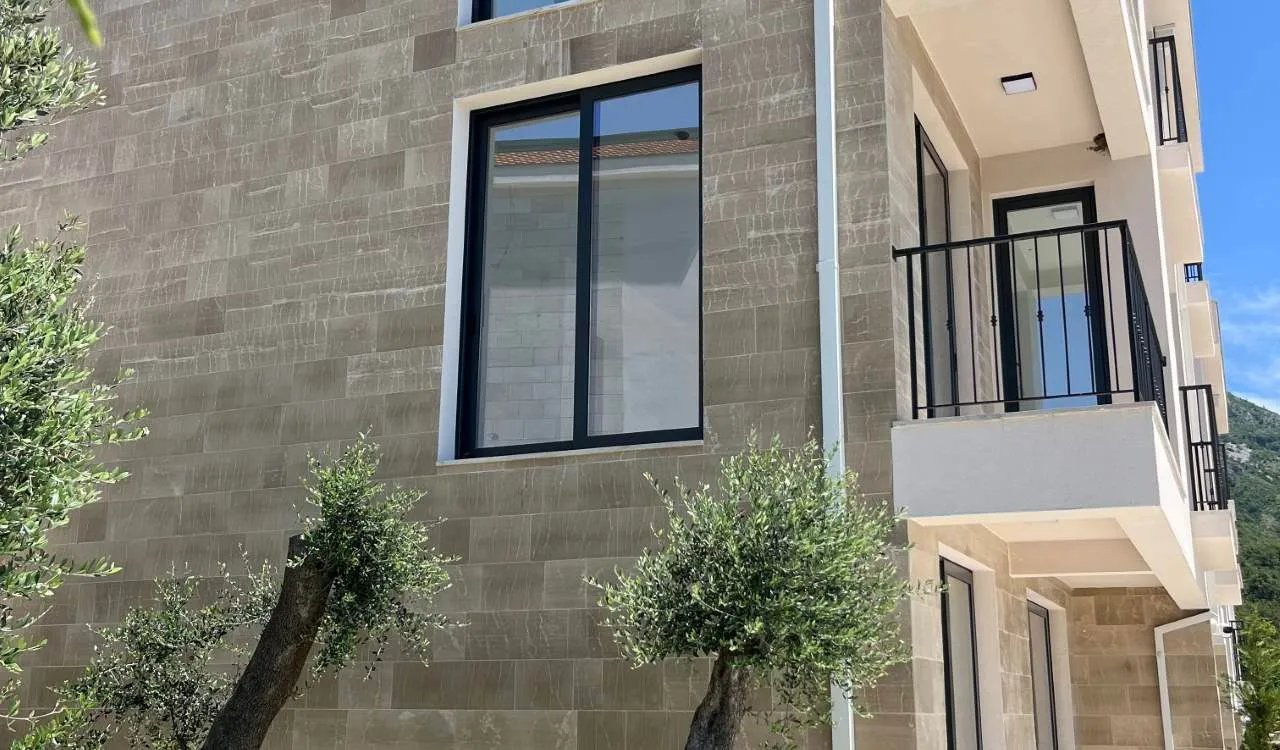Sale, house, 220m², Rijeka Reževići, Budva