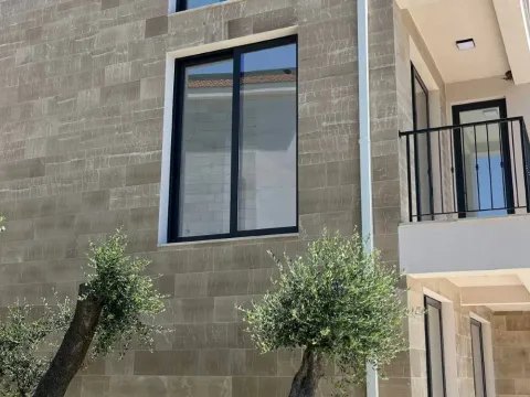 Prodaja, kuća, 220m², Rijeka Reževići, Budva - image 8