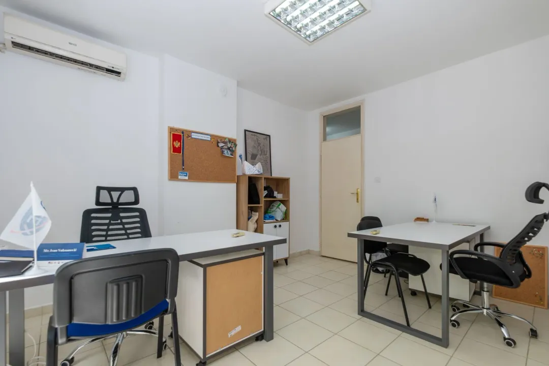 Sale, office space, 47m², Preko Morače, Podgorica