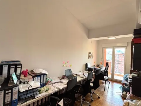 Prodaja, trosoban stan, 91m², City Kvart, Podgorica - image 3