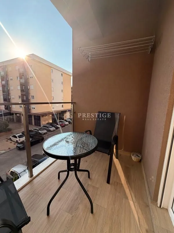 Izdavanje, jednosoban stan, 45m², New City, Podgorica