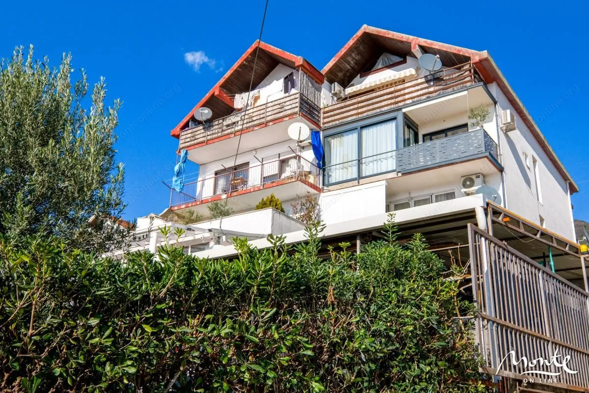 Prodaja, dvosoban stan, 110m², Centar, Tivat