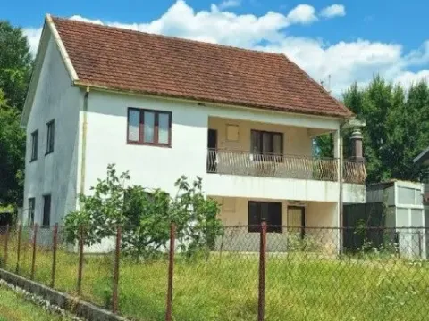 Sale, house, 200m², Danilovgrad, Crna Gora - image 2