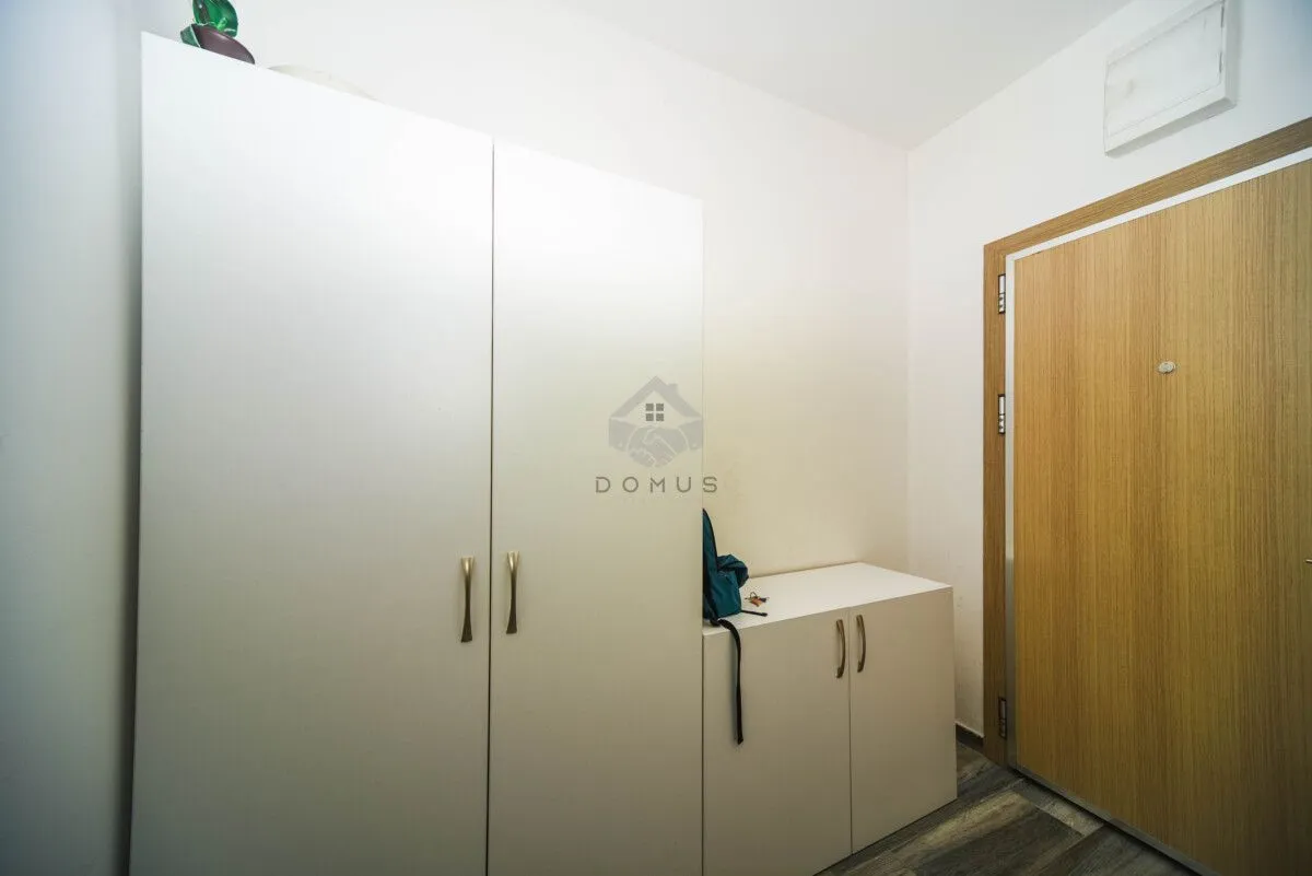 Izdavanje, dvosoban stan, 74m², Stari Aerodrom, Podgorica