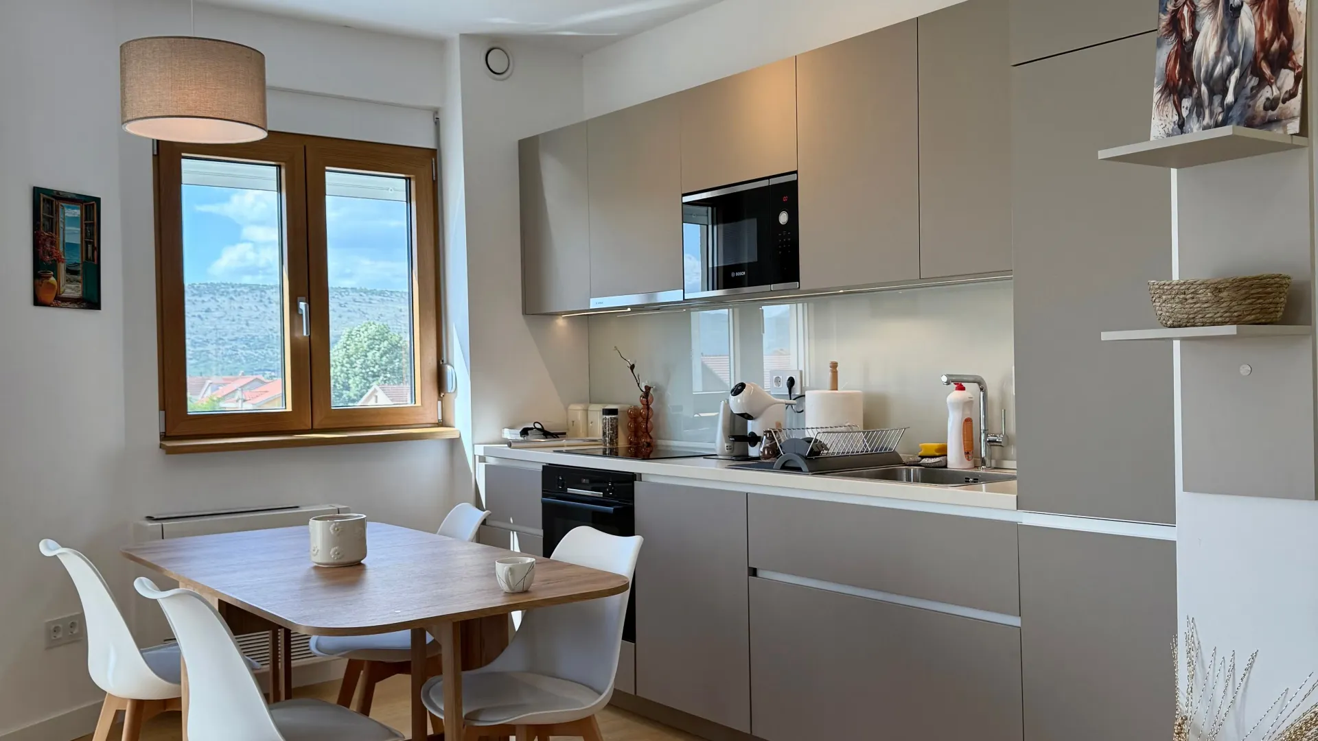 Rent, one bedroom apartment, 42m², Tološka šuma, Podgorica