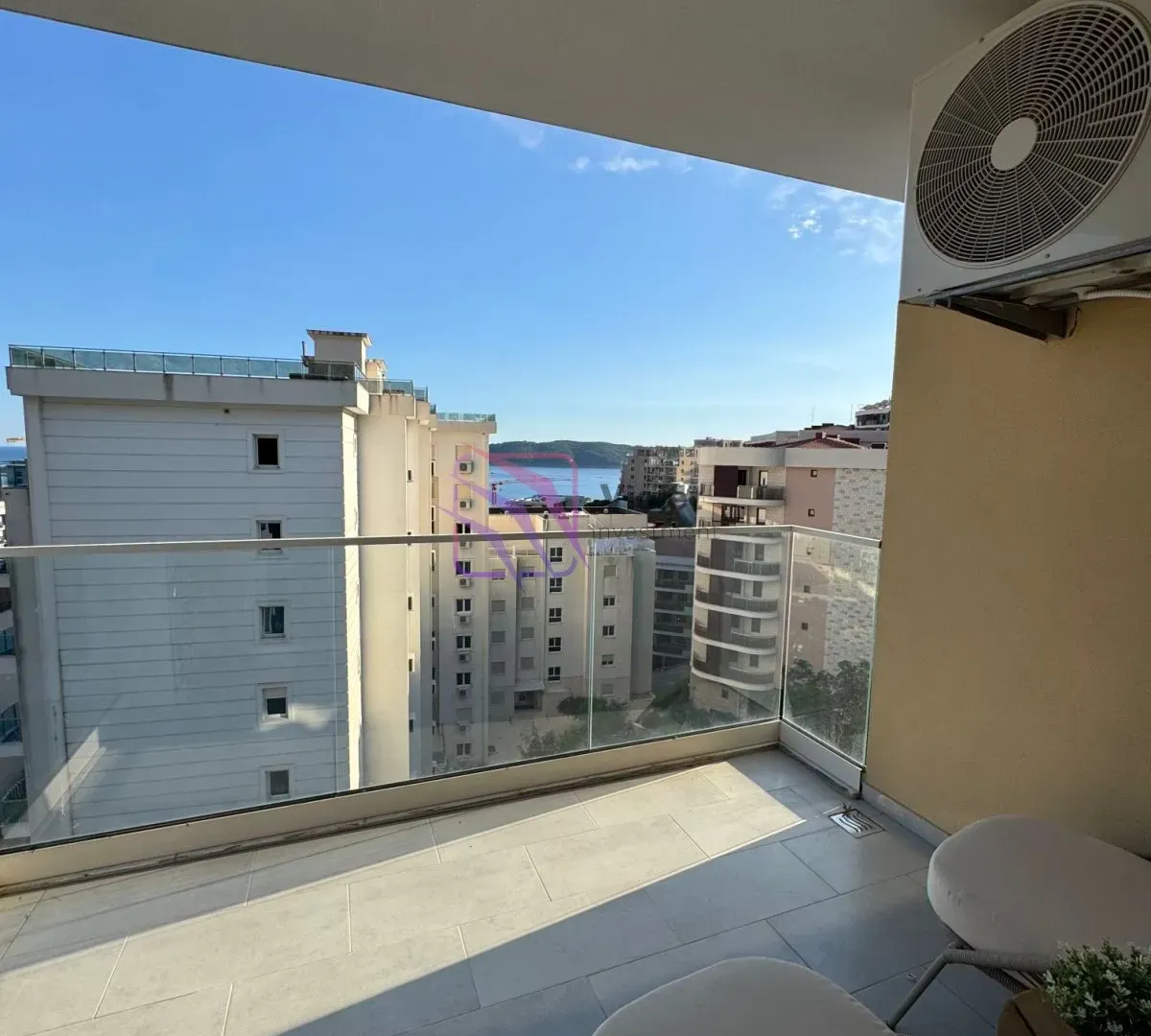 Sale, two bedroom apartment, 74m², Bečići, Budva