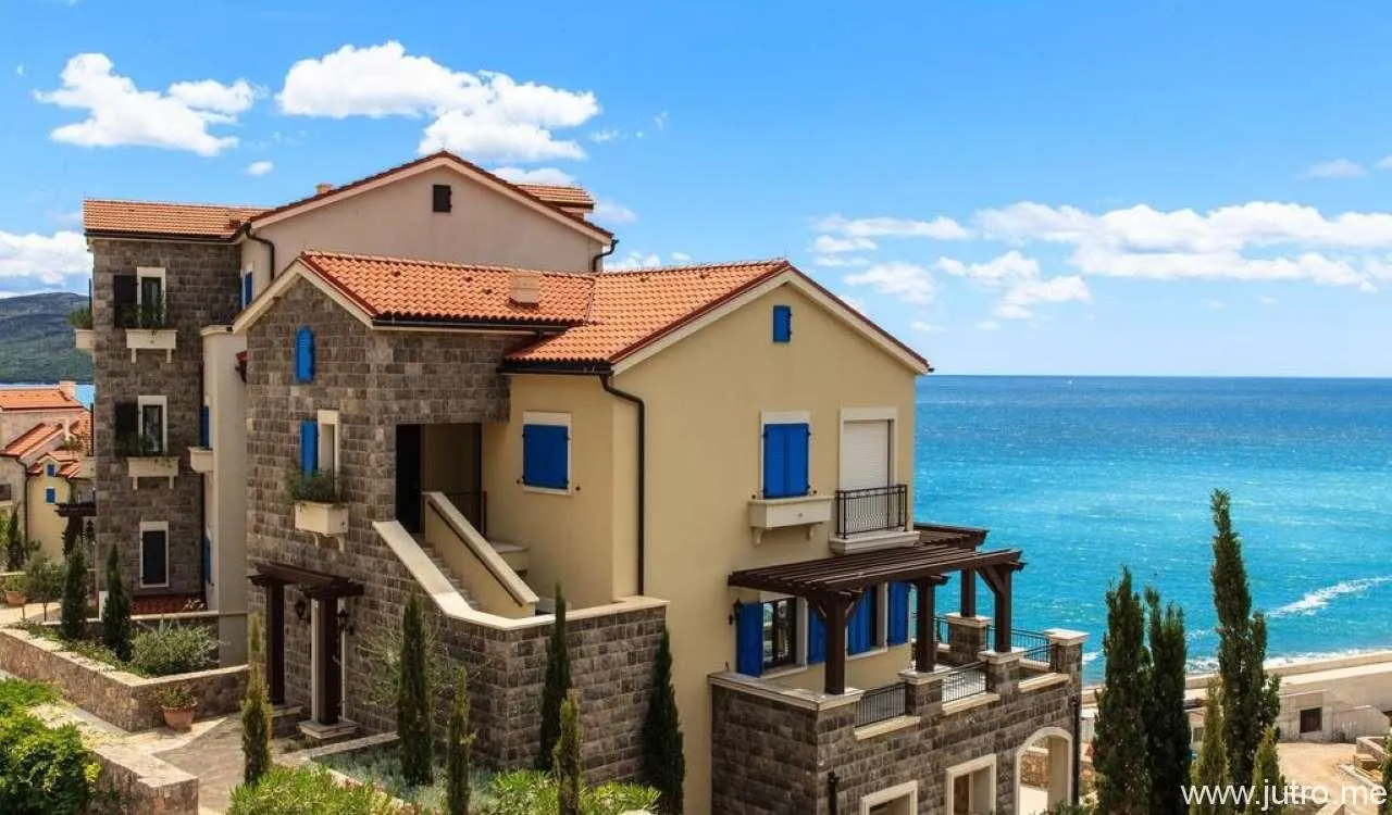 Prodaja, jednosoban stan, 55m², Luštica, Tivat