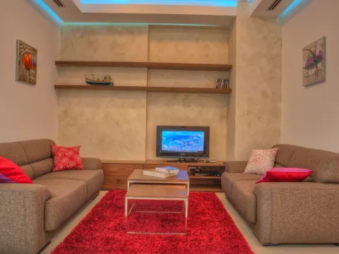 Prodaja, dvosoban stan, 95m², Centar, Budva - image 4