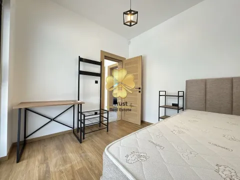 Rent, house, 190m², Tološi, Podgorica - image 15