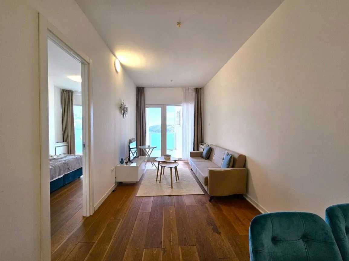 Sale, two bedroom apartment, 77m², Centar, Budva