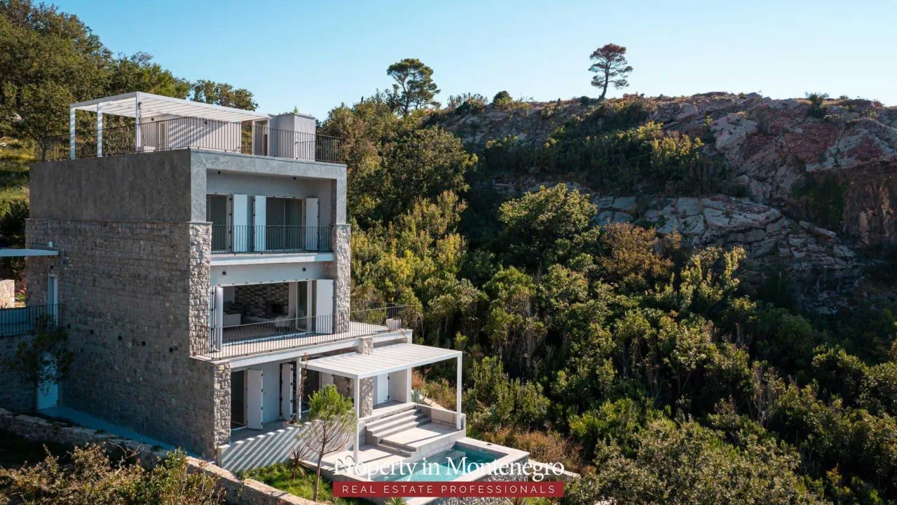 Prodaja, kuća, 310m², Rijeka Reževići, Budva