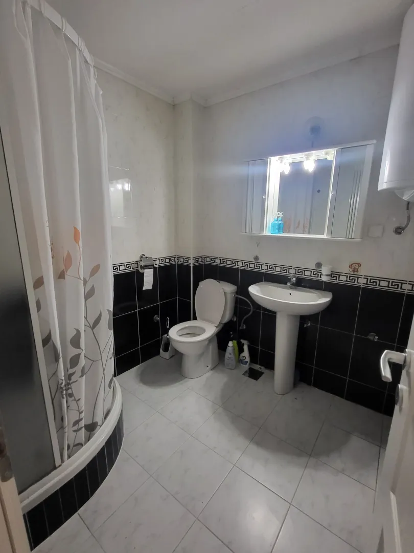 Izdavanje, trosoban stan, 57m², Višnjička Banja, Palilula Sve Podlokacije