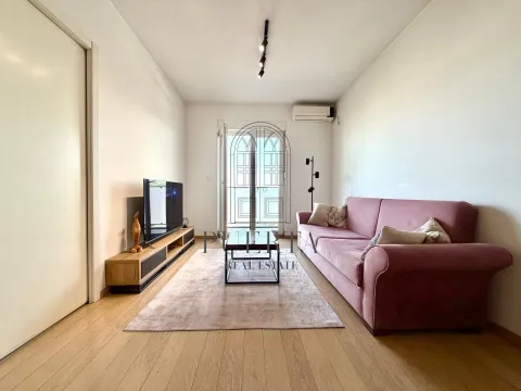 Prodaja, jednosoban stan, 44m², City Kvart, Podgorica - image 2