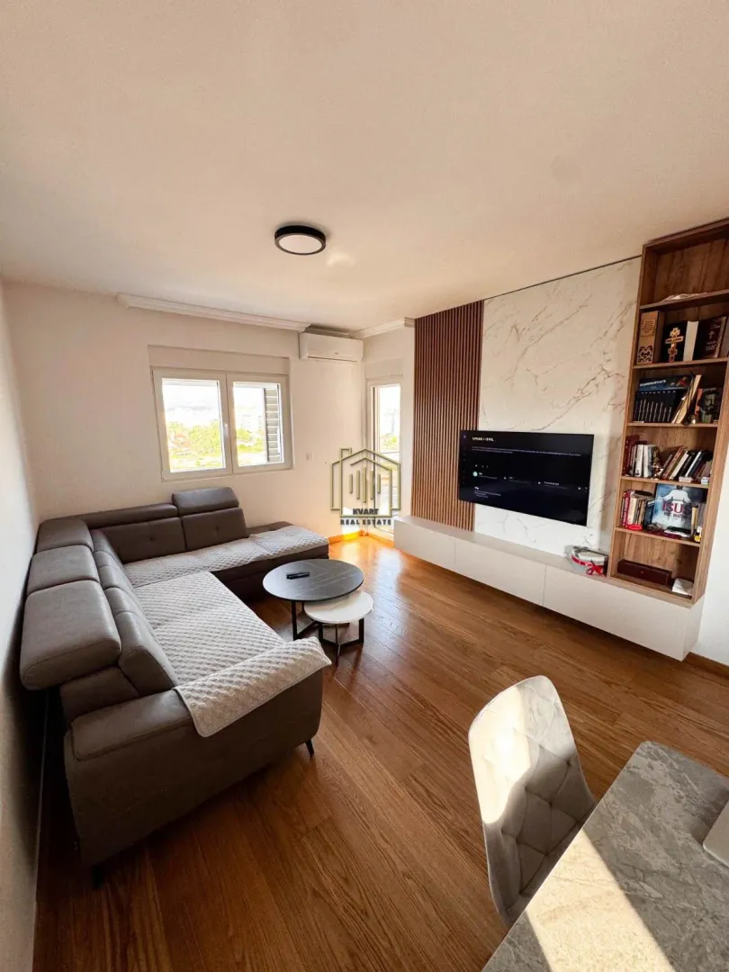 Prodaja, dvosoban stan, 72m², New City, Podgorica