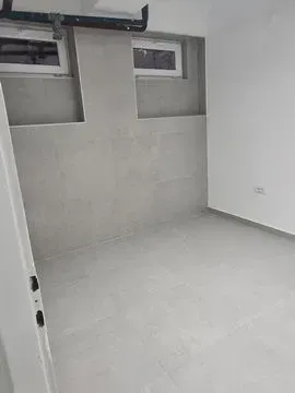 Rent, office space, 124m², Palilula, Niš