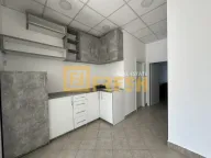 Izdavanje, poslovni prostor, 90m², Stari Aerodrom, Podgorica - image 11