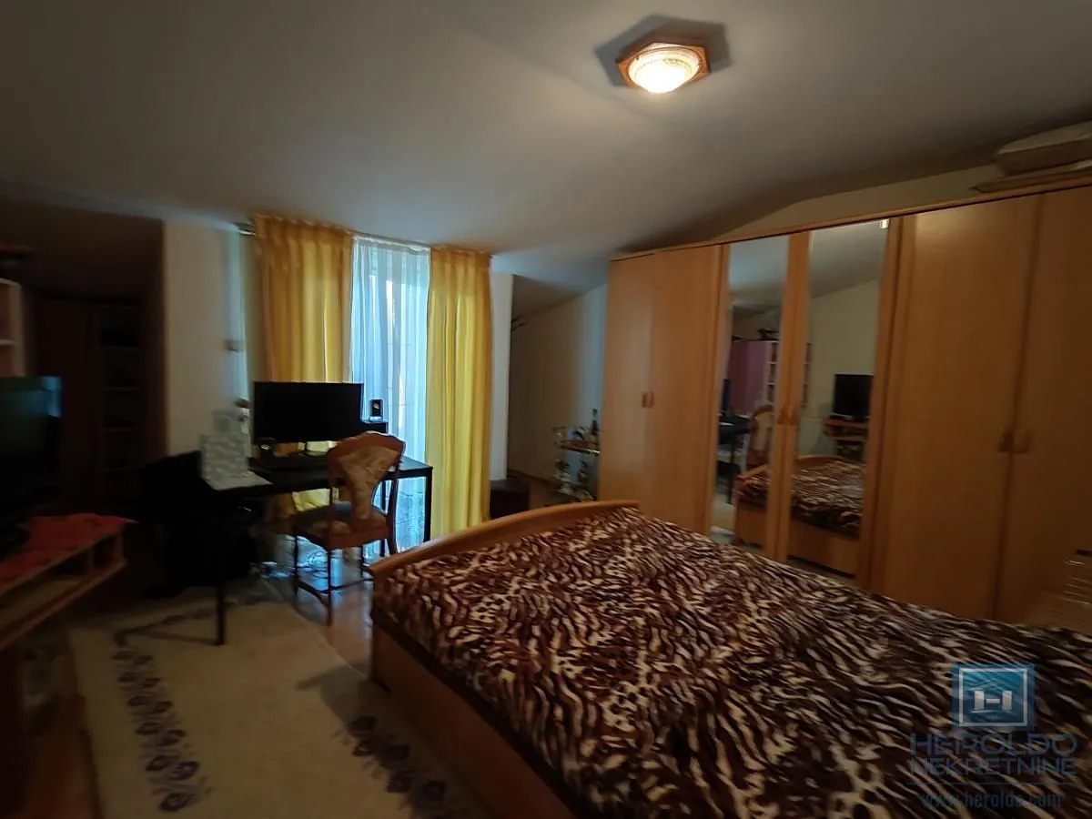 Prodaja, kuća, 203m², Jagodina, Srbija