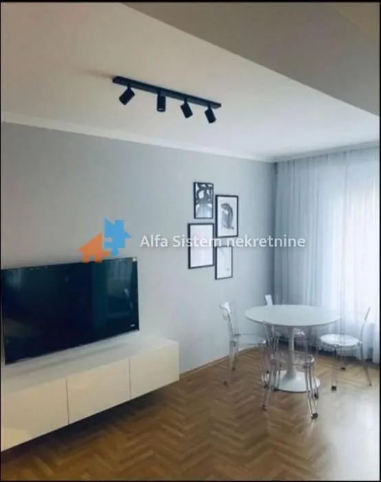 Izdavanje, dvosoban stan, 65m², Tašmajdan, Palilula Sve Podlokacije