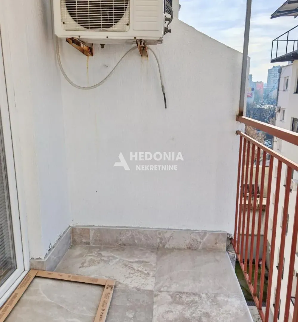Sale, two bedroom apartment, 56m², Voždovac Sve Podlokacije, Beograd