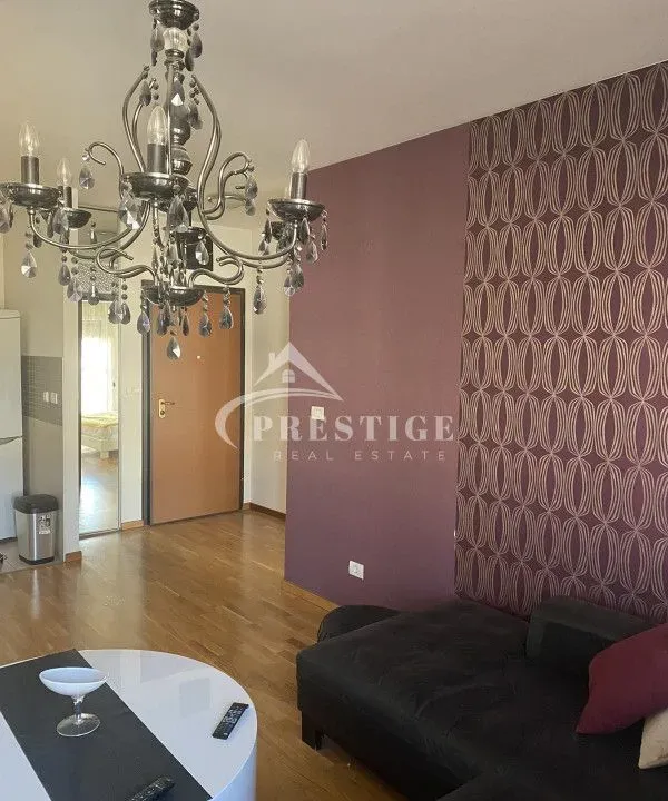 Izdavanje, jednosoban stan, 53m², City Kvart, Podgorica