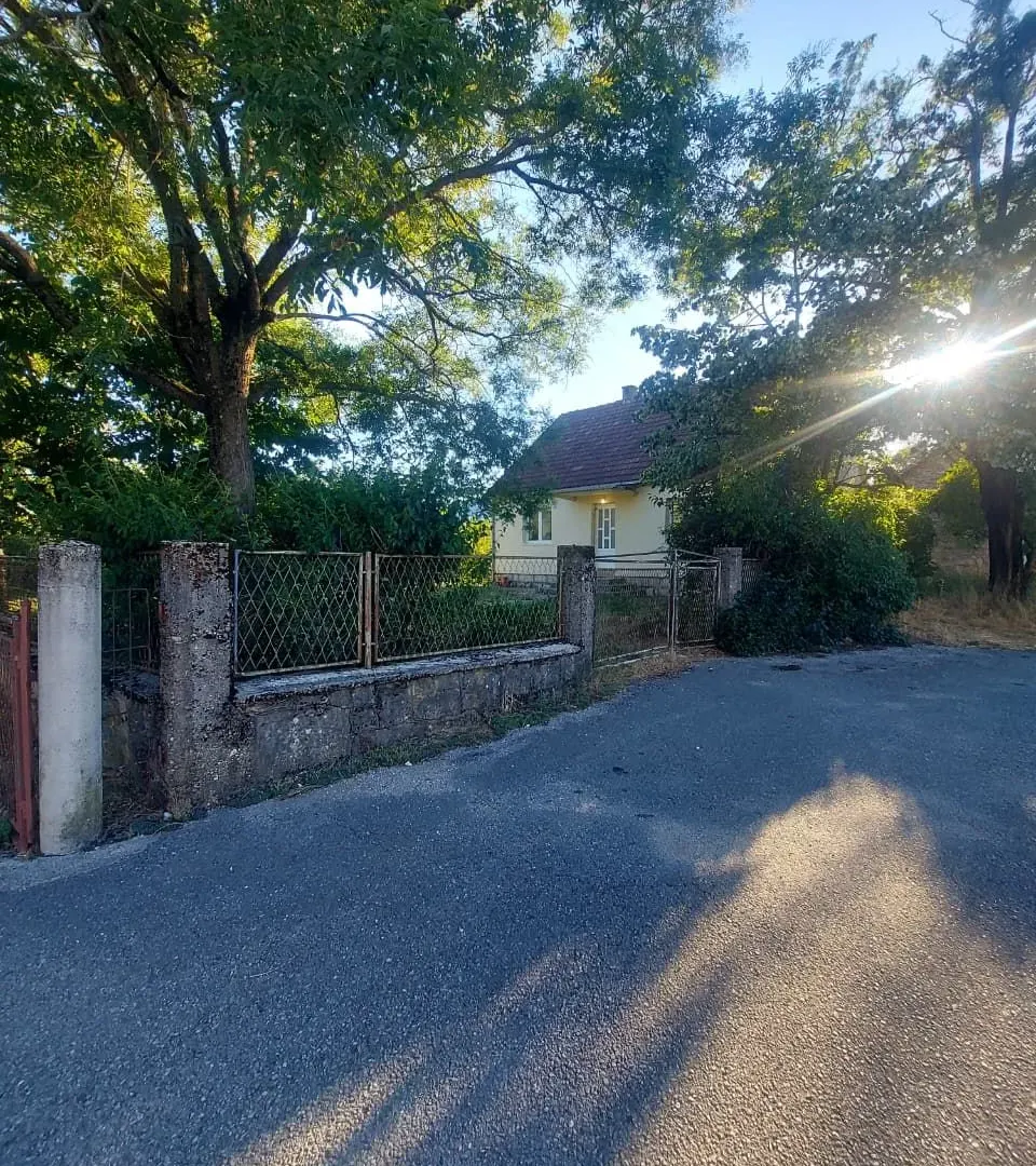 Prodaja, kuća, 98m², Centar, Nikšić