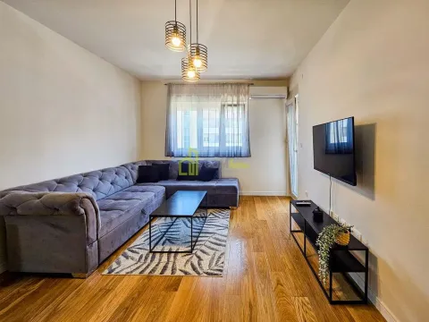 Izdavanje, jednosoban stan, 49m², Central Point, Podgorica - image 3