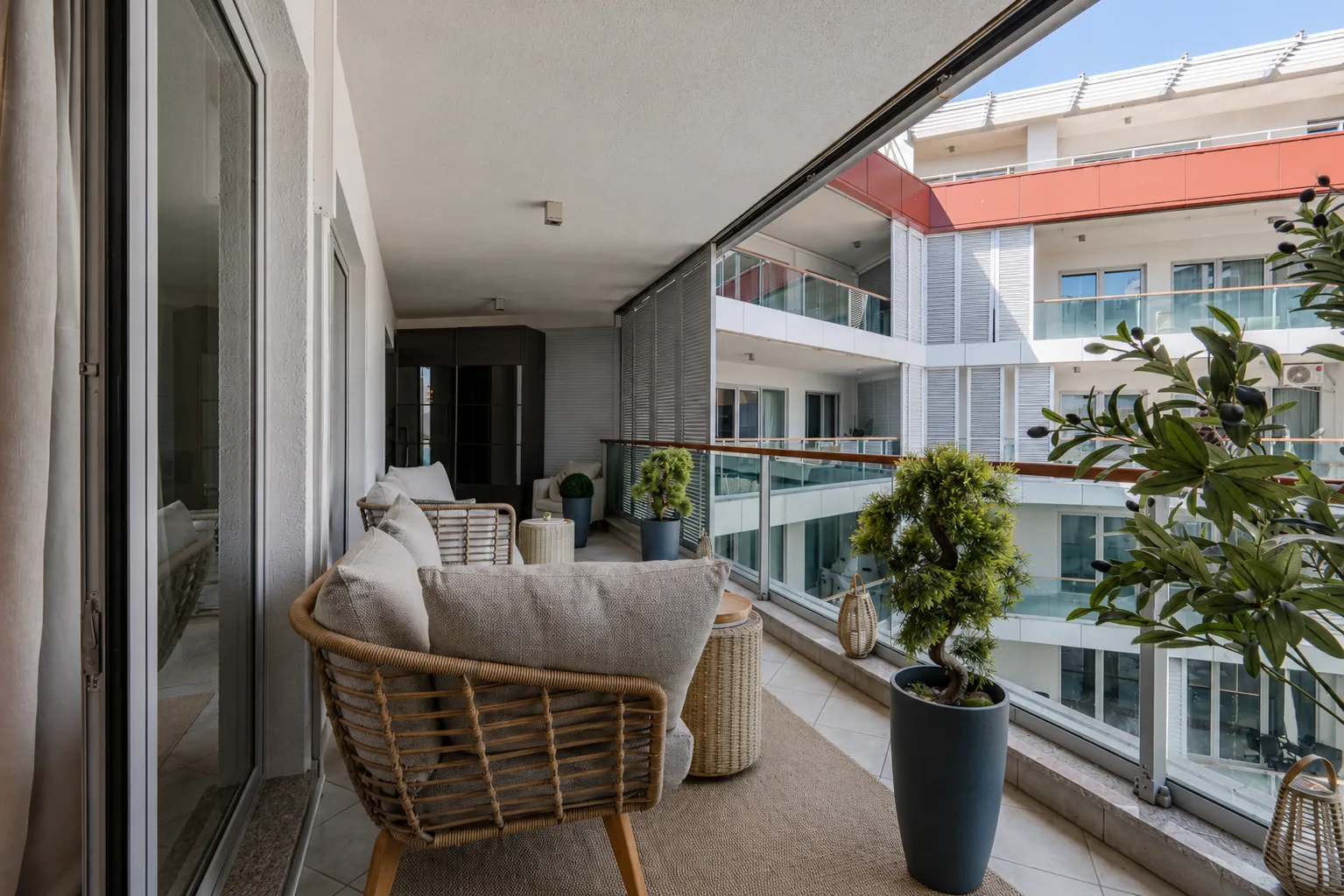 Rent, two bedroom apartment, 94m², Centar, Budva