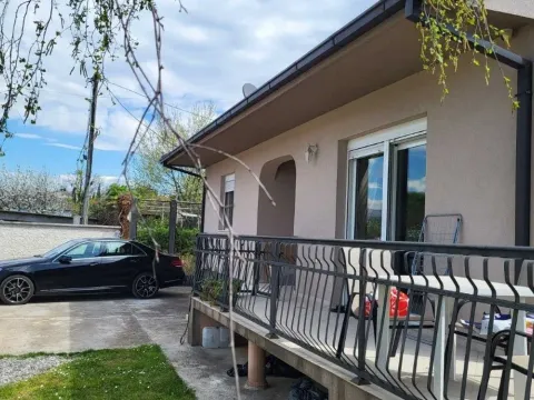 Rent, house, 100m², Gornja Gorica, Podgorica - image 15