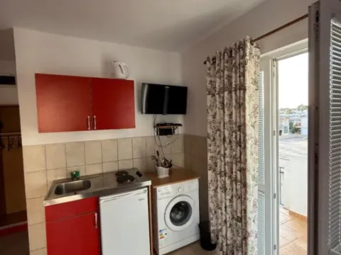 Izdavanje, garsonjera, 35m², Ilino, Bar - image 5