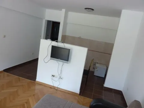 Prodaja, stan, 39m², Petrovac, Budva - image 4